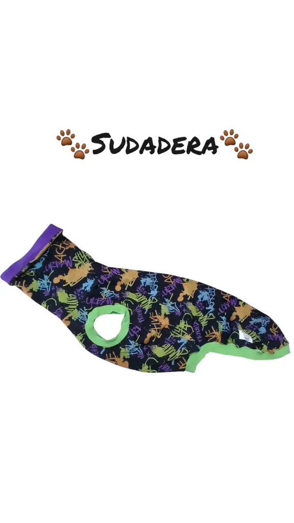 Sudadera negra grafitti  (S)